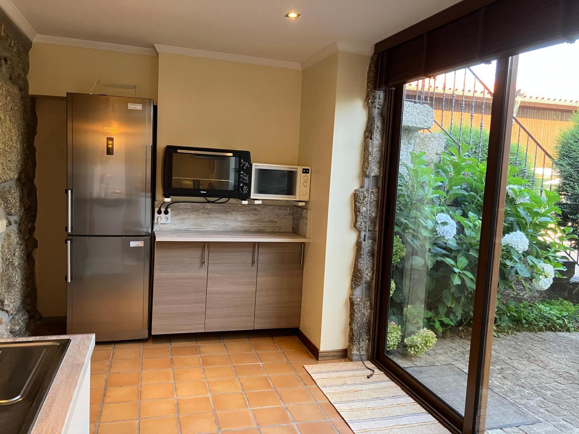 Bergui Guesthouse - Em Guimaraes Desde 2017 Exterior foto