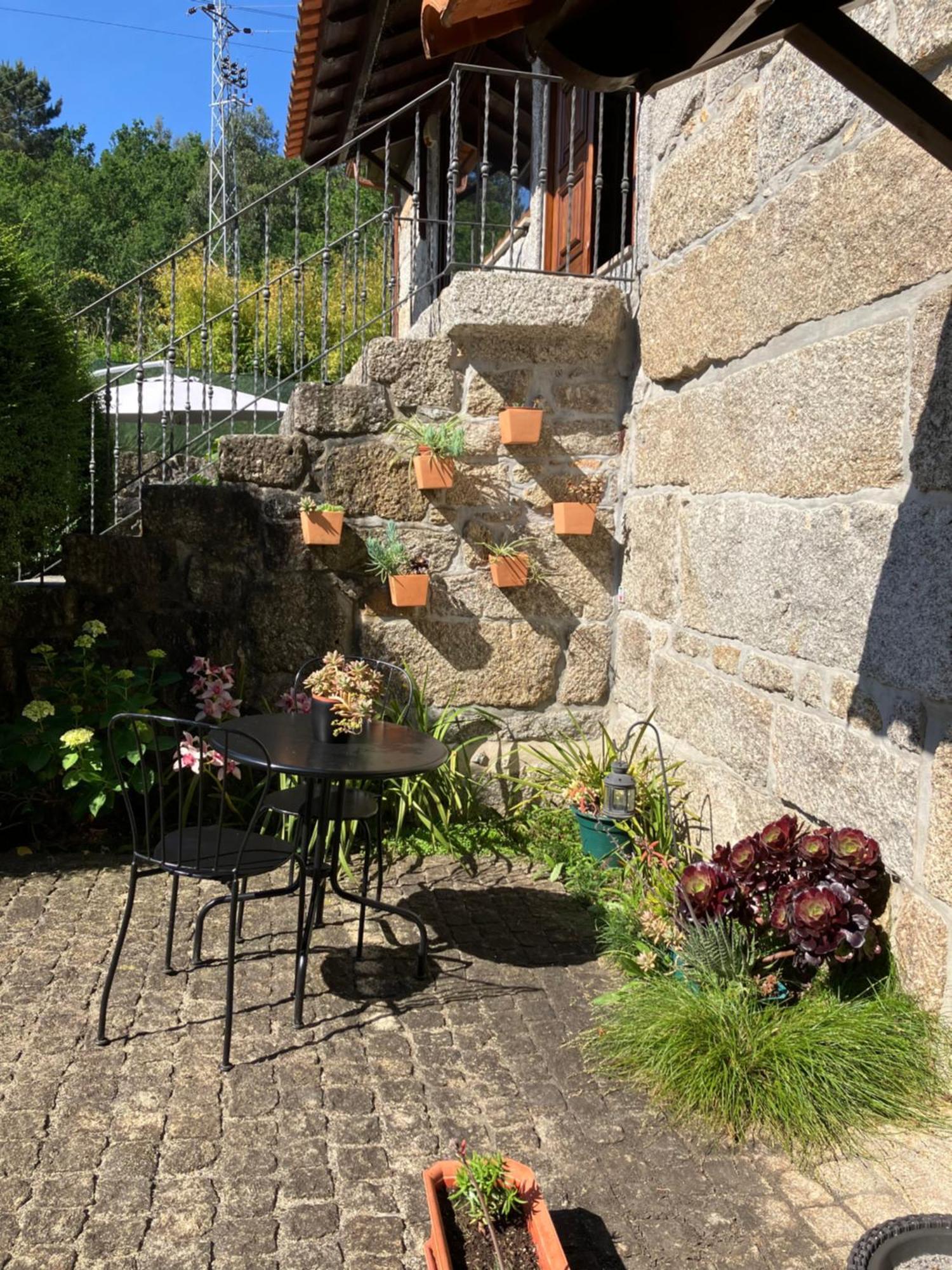 Bergui Guesthouse - Em Guimaraes Desde 2017 Exterior foto