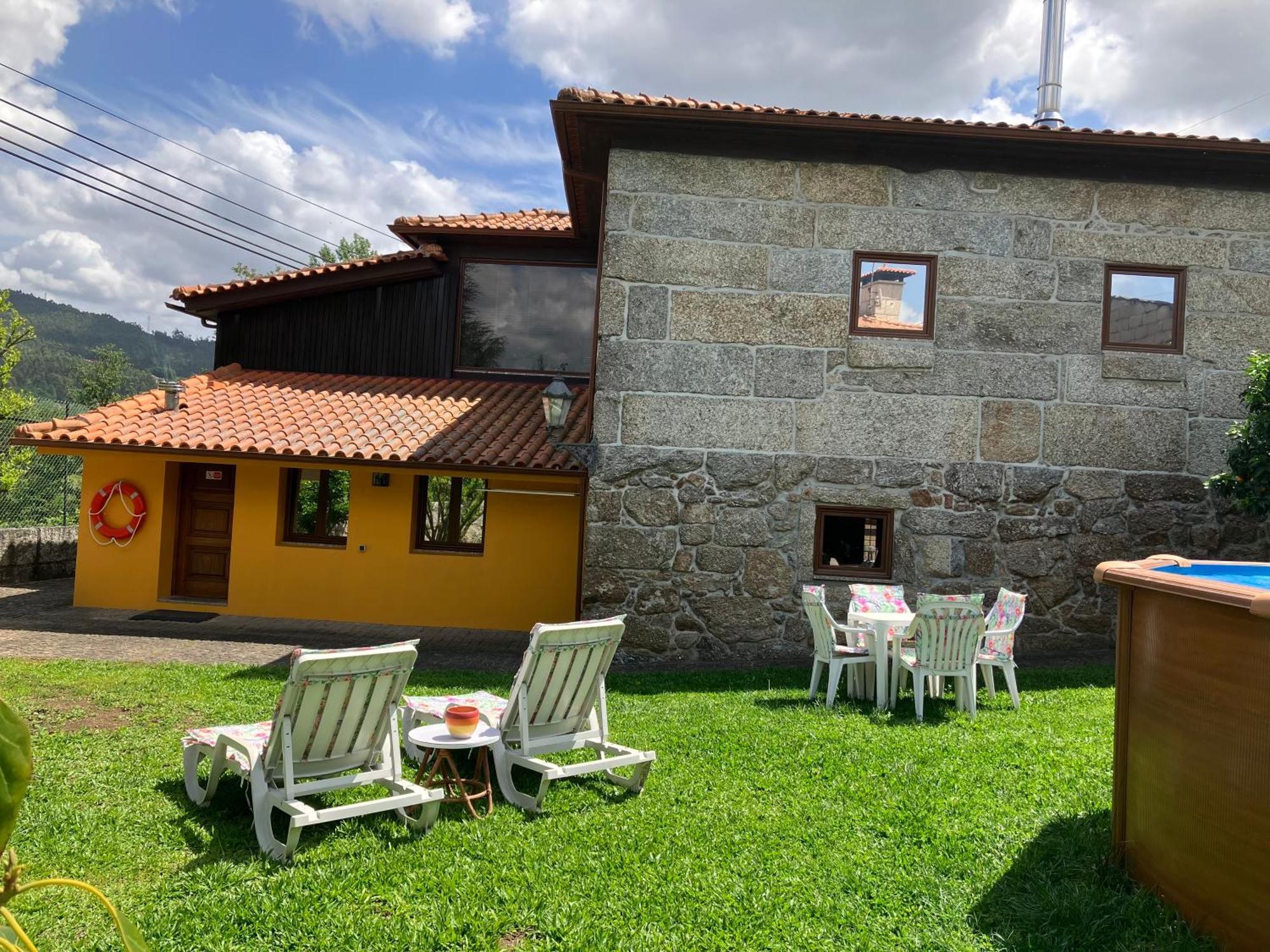 Bergui Guesthouse - Em Guimaraes Desde 2017 Exterior foto