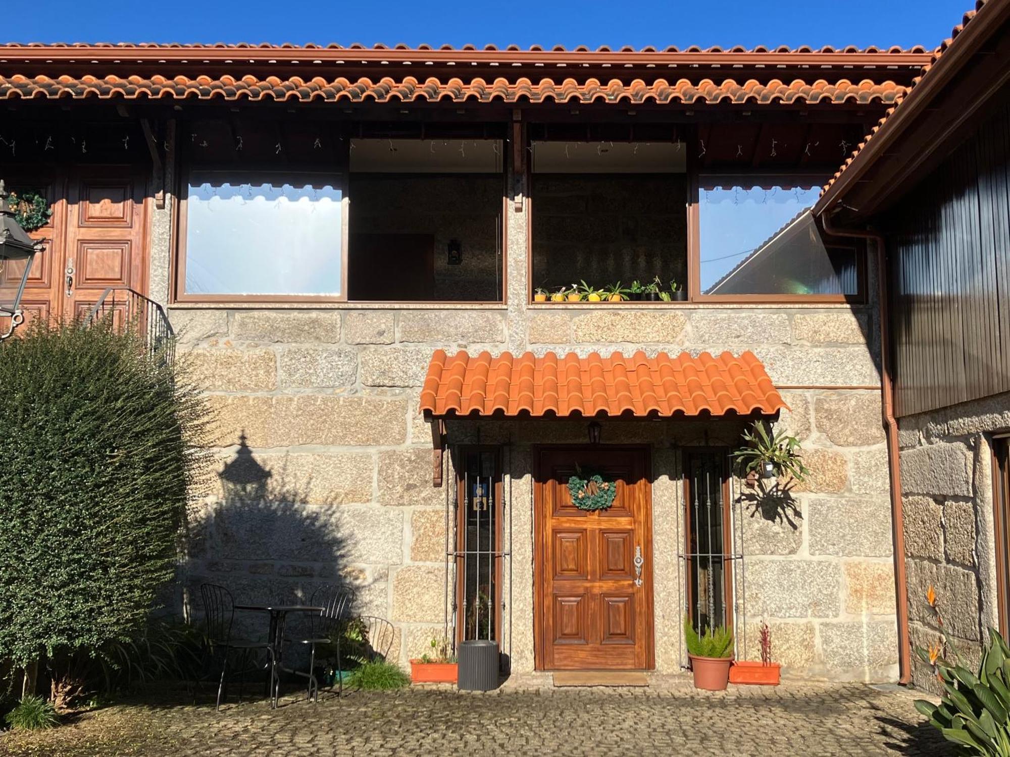 Bergui Guesthouse - Em Guimaraes Desde 2017 Exterior foto
