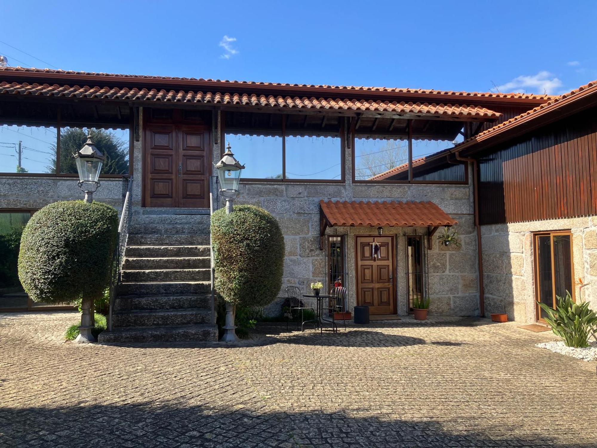 Bergui Guesthouse - Em Guimaraes Desde 2017 Exterior foto